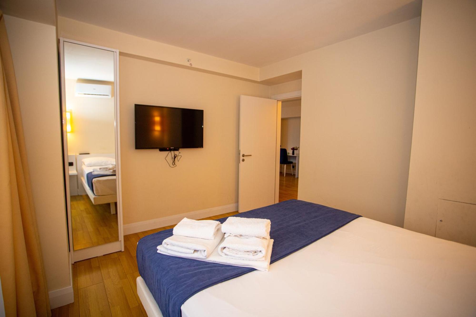 Luxsor & Gorgeous Sea Vlews Apartamento Batumi Exterior foto