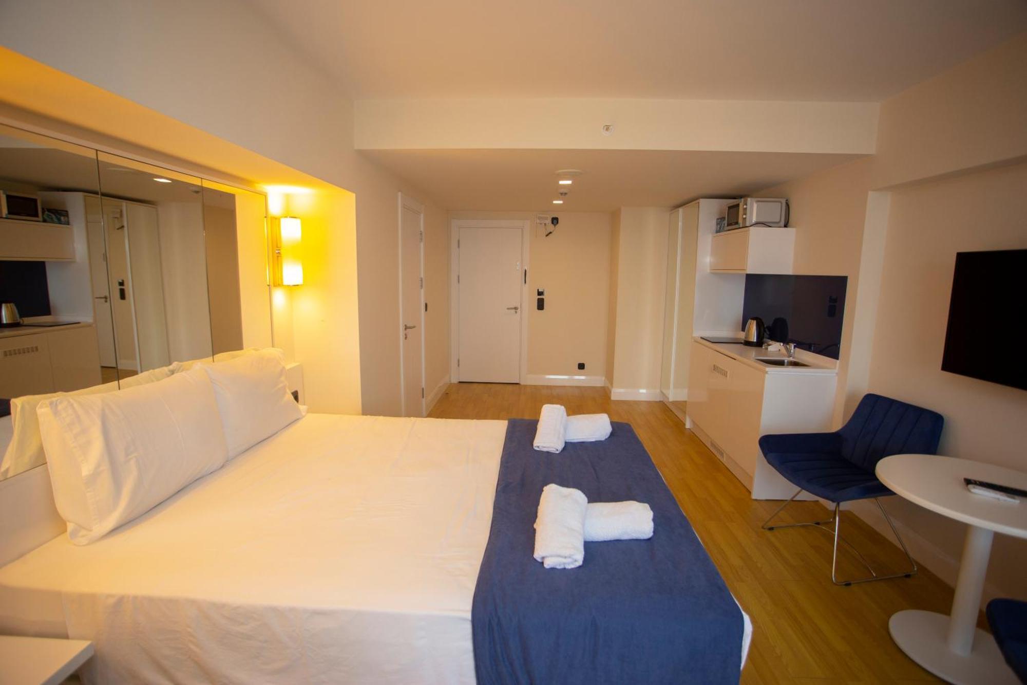 Luxsor & Gorgeous Sea Vlews Apartamento Batumi Exterior foto
