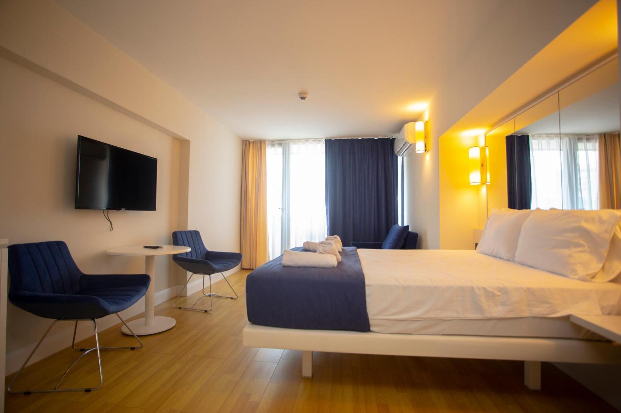 Luxsor & Gorgeous Sea Vlews Apartamento Batumi Exterior foto