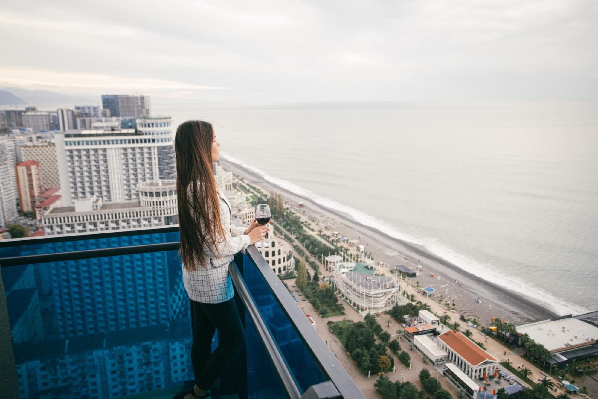 Luxsor & Gorgeous Sea Vlews Apartamento Batumi Exterior foto