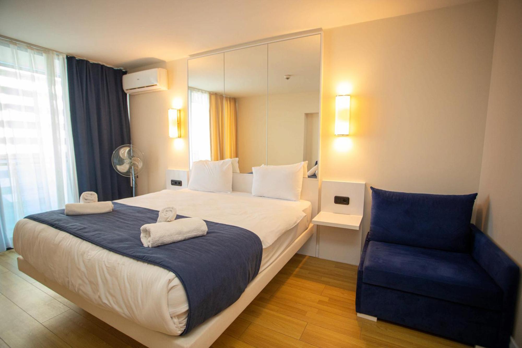 Luxsor & Gorgeous Sea Vlews Apartamento Batumi Exterior foto