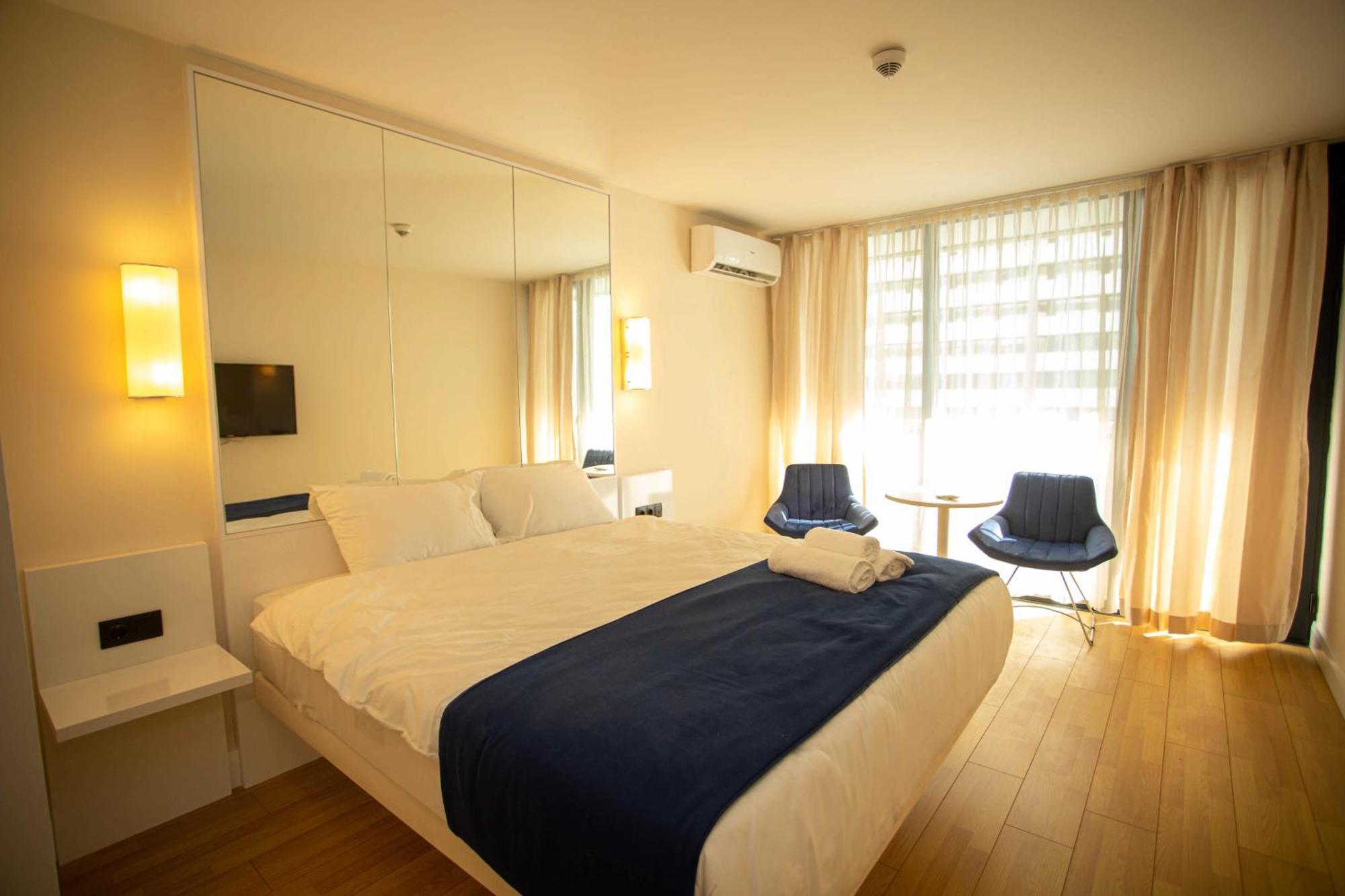 Luxsor & Gorgeous Sea Vlews Apartamento Batumi Exterior foto